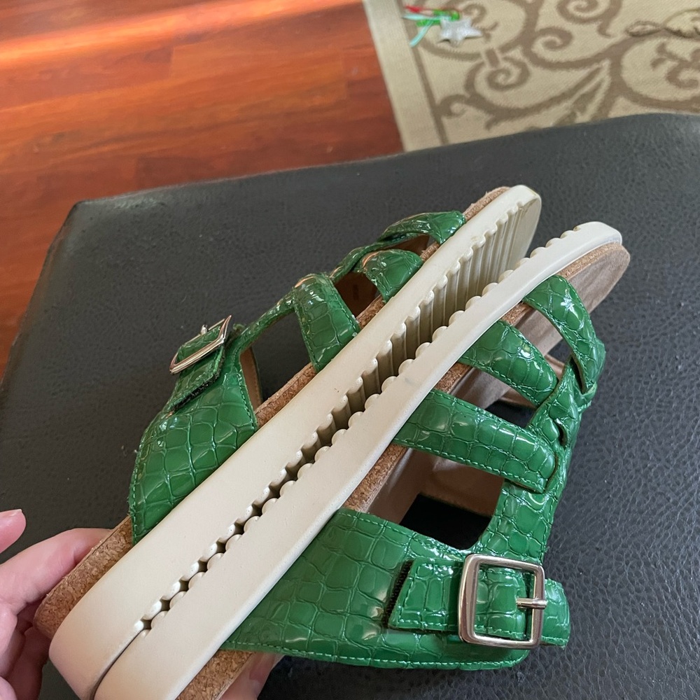 Brioso Haddon Patent Leather Sandal Crocodile Slide MONSTERA GREEN 9 cork buckle - Picture 15 of 16